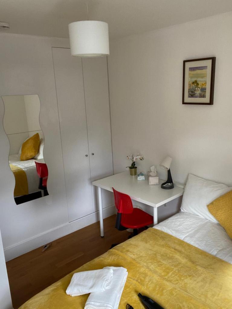 Lovely Private Rooms In Euston, Central London Exterior foto